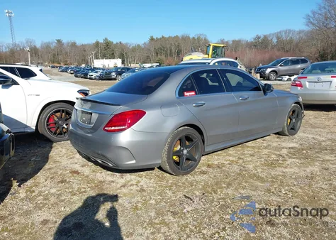 2016 Mercedes-Benz C 300 Sport 4Matic из США, поврежденный, VIN 55SWF4KB9GU105533